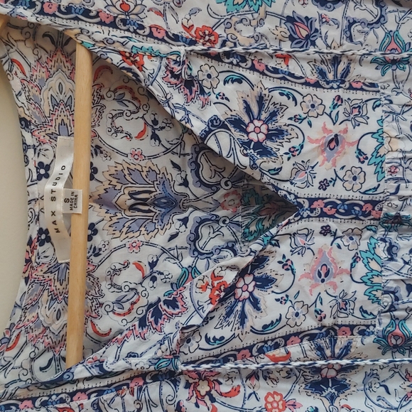 Max Studio floral printed boho top size small - Picture 3 of 10